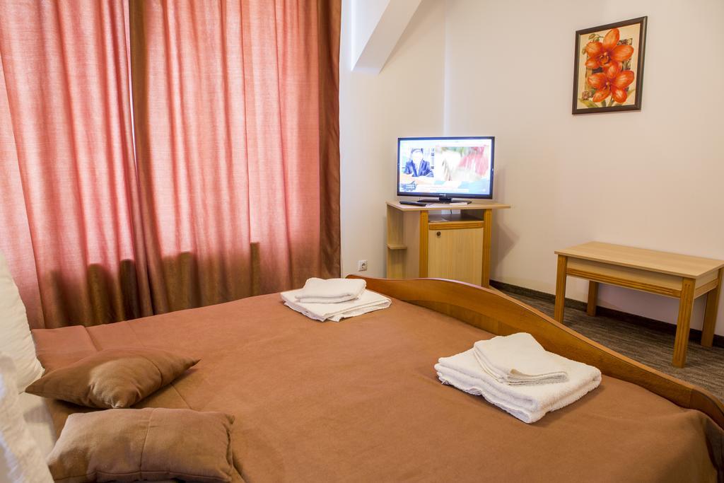 Motel Darina Ungheni  Eksteriør billede